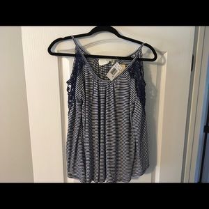 Women’s Navy Cold-shoulder top